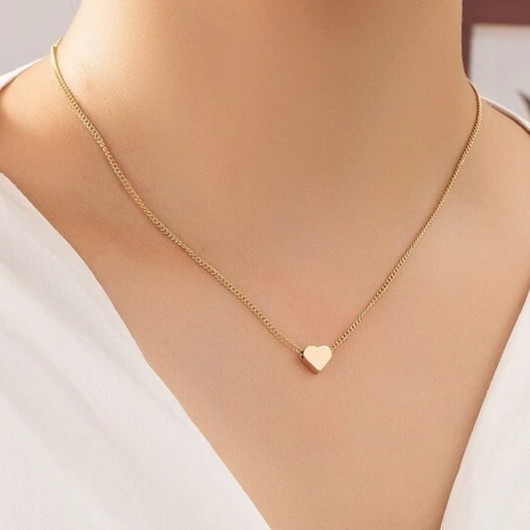 Heart Charm Necklace Golden Chain - Picture 1 of 7